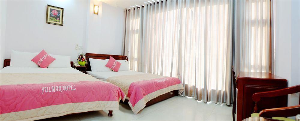 Fulmar Hotel Da Nang Buitenkant foto